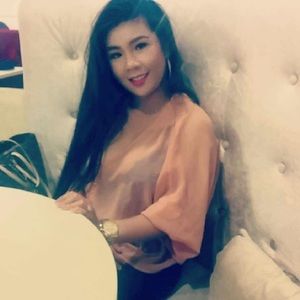 Meet your Posher, Beatriz